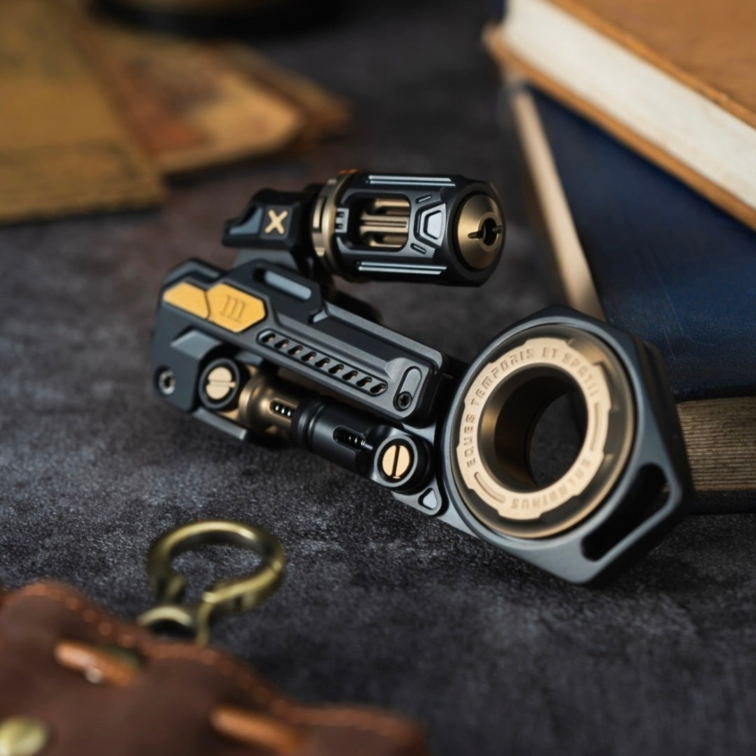 Time-Space Knight（Shipping will be delayed until after October 7）